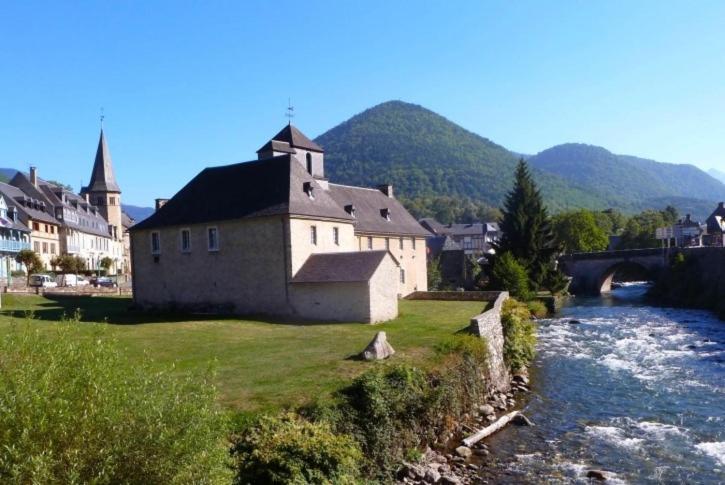 Agreable Maison Au Centre D'Arreau Pour 8 Pers Extérieur photo